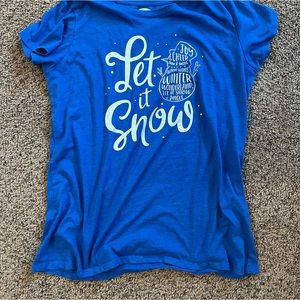Cute shirt - Let it Snow
